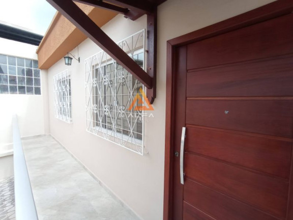 Imagem Casa com 3 Quartos à Venda, 120 m²