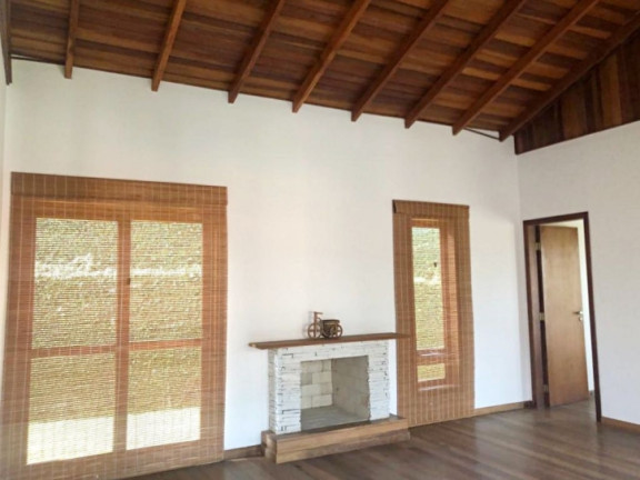 Imagem Casa com 3 Quartos à Venda, 316 m² em Granja Caiapiá - Cotia Imagem Casa com 3 Quartos à Venda, 316 m² em Granja Caiapiá - Cotia