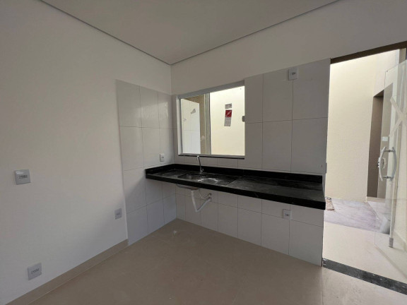 Imagem Casa com 3 Quartos à Venda, 180 m² em Ponte Nova - Várzea Grande