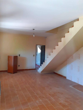 Imagem Casa com 5 Quartos à Venda, 347 m² em Porto Novo - Caraguatatuba Imagem Casa com 5 Quartos à Venda, 347 m² em Porto Novo - Caraguatatuba
