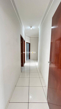Imagem Casa com 3 Quartos à Venda, 270 m²