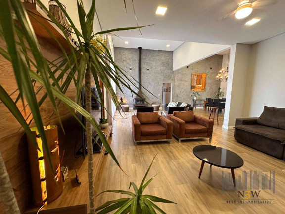 Imagem Casa com 6 Quartos à Venda, 412 m² em Condomínio Ninho Verde Ii - Pardinho Imagem Casa com 6 Quartos à Venda, 412 m² em Condomínio Ninho Verde Ii - Pardinho