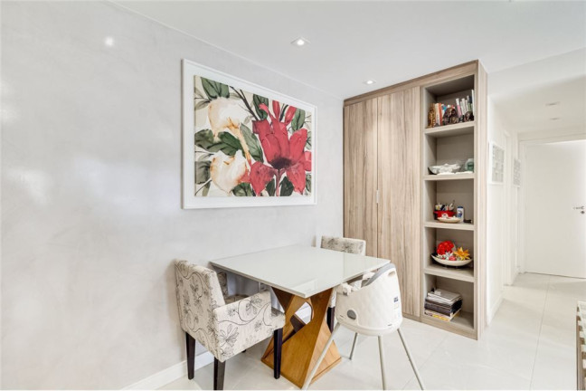Imagem Apartamento com 2 Quartos à Venda, 72 m² em Moema - São Paulo