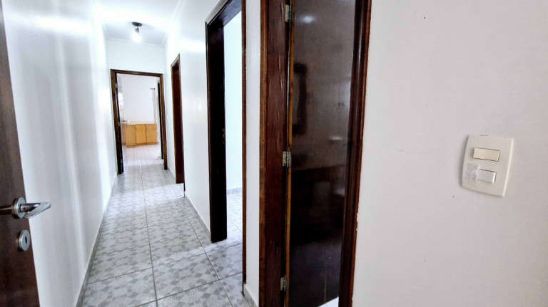 Imagem Casa com 4 Quartos à Venda, 172 m² em Vila Santa Terezinha (zona Norte) - São Paulo Imagem Casa com 4 Quartos à Venda, 172 m² em Vila Santa Terezinha (zona Norte) - São Paulo