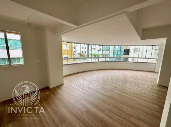 Imagem Apartamento com 4 Quartos à Venda, 201 m² em Centro - Balneário Camboriú Imagem Apartamento com 4 Quartos à Venda, 201 m² em Centro - Balneário Camboriú