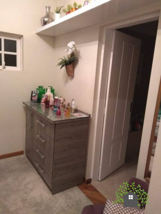 Imagem Casa com 3 Quartos à Venda, 290 m² em Chácara Moinho Velho - Carapicuíba Imagem Casa com 3 Quartos à Venda, 290 m² em Chácara Moinho Velho - Carapicuíba