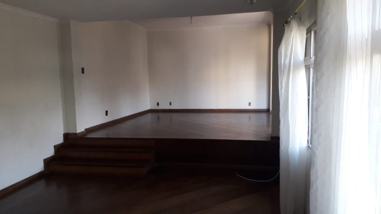 Imagem Casa com 4 Quartos à Venda, 240 m² em Vila Brasílio Machado - São Paulo