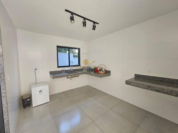 Imagem Casa com 4 Quartos à Venda, 148 m² em Várzea - Teresópolis