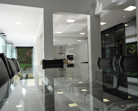 Imagem Casa com 4 Quartos à Venda, 500 m² em Glória - Joinville Imagem Casa com 4 Quartos à Venda, 500 m² em Glória - Joinville