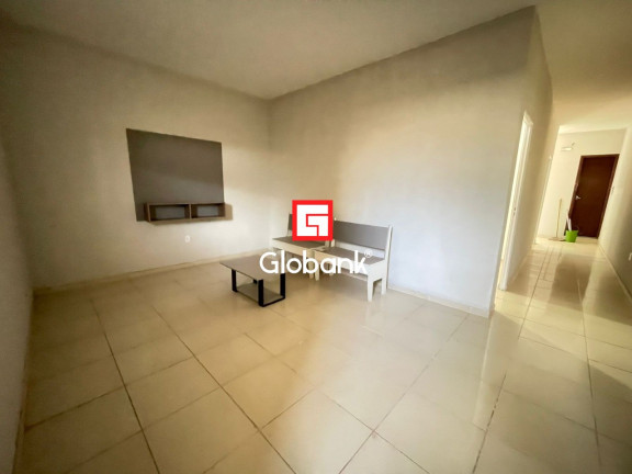 Imagem Apartamento com 2 Quartos para Alugar, 70 m² em Monte Carmelo - Montes Claros