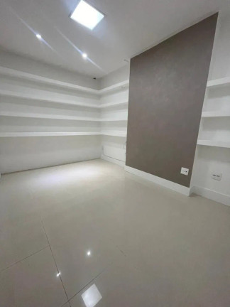Imagem Terreno à Venda, 12 m² em Centro - Balneário Camboriú Imagem Terreno à Venda, 12 m² em Centro - Balneário Camboriú