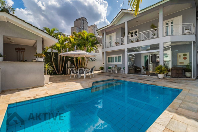 Imagem Casa de Condomínio com 4 Quartos à Venda, 377 m² em Alphaville - Santana De Parnaíba Imagem Casa de Condomínio com 4 Quartos à Venda, 377 m² em Alphaville - Santana De Parnaíba