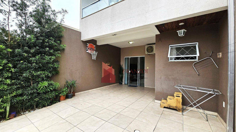 Imagem Sobrado com 2 Quartos à Venda, 100 m² em Cordeiros - Itajaí