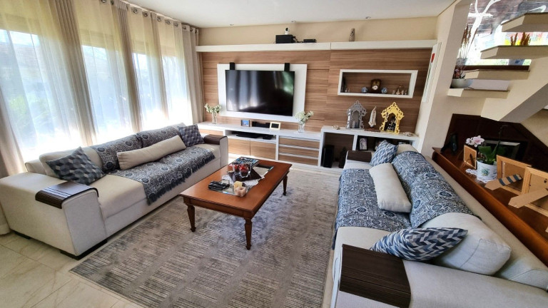 Imagem Casa com 4 Quartos à Venda, 380 m² em Parque Das Artes - Embu Das Artes