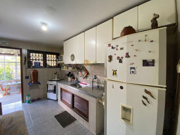 Imagem Casa com 3 Quartos à Venda, 139 m² em Granja Guarani - Teresópolis