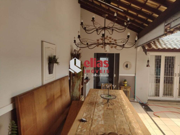 Imagem Casa com 3 Quartos à Venda, em Jardim América - Bauru Imagem Casa com 3 Quartos à Venda, em Jardim América - Bauru