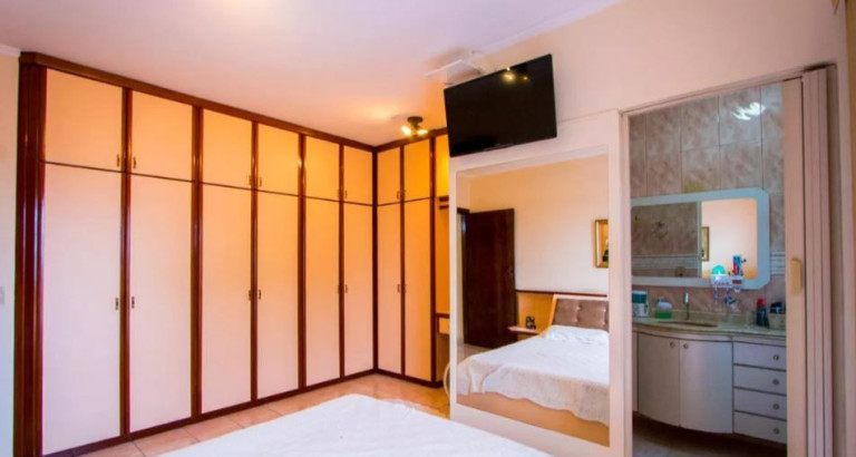 Imagem Sobrado com 3 Quartos à Venda, 198 m² em Vila Floresta - Santo André Imagem Sobrado com 3 Quartos à Venda, 198 m² em Vila Floresta - Santo André