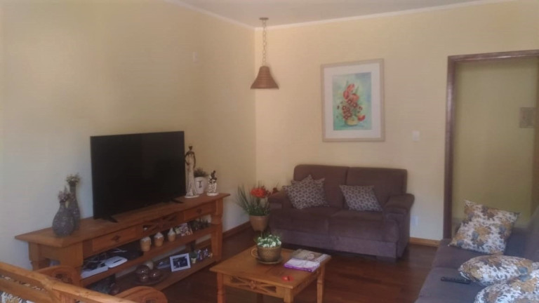 Imagem Casa com 3 Quartos à Venda, 205 m² em Jardim Dos Estados - Poços De Caldas