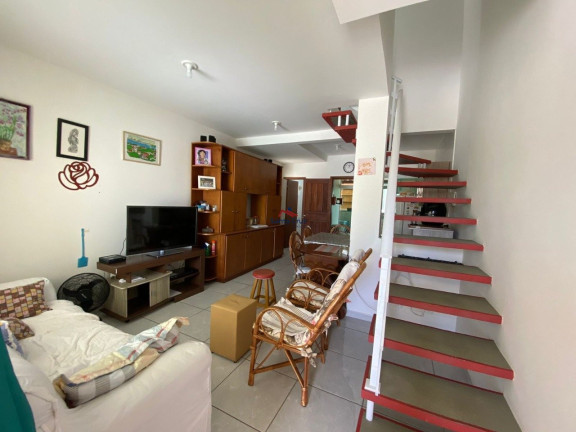 Imagem Sobrado com 3 Quartos à Venda, 150 m² em Ingleses Do Rio Vermelho - Florianópolis