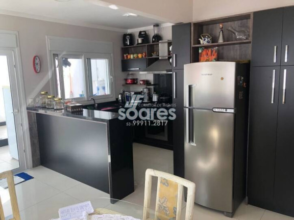 Imagem Cobertura com 4 Quartos à Venda, 415 m² em Centro - Pelotas