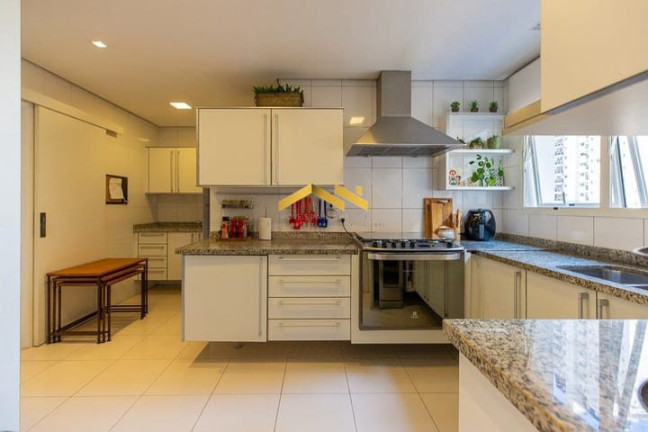 Imagem Apartamento com 4 Quartos à Venda, 311 m² em Vila Nova Conceição - São Paulo Imagem Apartamento com 4 Quartos à Venda, 311 m² em Vila Nova Conceição - São Paulo