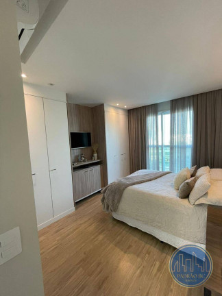 Imagem Apartamento com 3 Quartos à Venda, 297 m² em Barra Sul - Balneário Camboriú Imagem Apartamento com 3 Quartos à Venda, 297 m² em Barra Sul - Balneário Camboriú