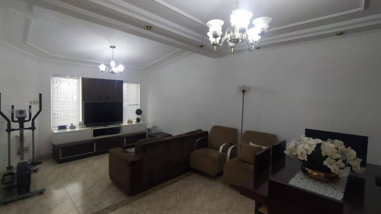 Imagem Casa com 3 Quartos à Venda, 238 m² em Jardim Imperial - Maringá