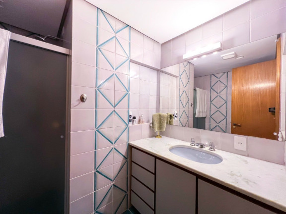 Imagem Apartamento com 4 Quartos à Venda, 278 m² em Moinhos De Vento - Porto Alegre