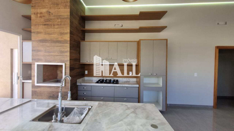 Imagem Casa com 3 Quartos à Venda, 205 m² em Centro - Bady Bassitt Imagem Casa com 3 Quartos à Venda, 205 m² em Centro - Bady Bassitt
