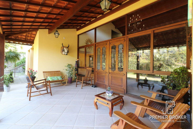 Imagem Casa com 8 Quartos à Venda, 680 m² em Cascata Dos Amores - Teresópolis Imagem Casa com 8 Quartos à Venda, 680 m² em Cascata Dos Amores - Teresópolis