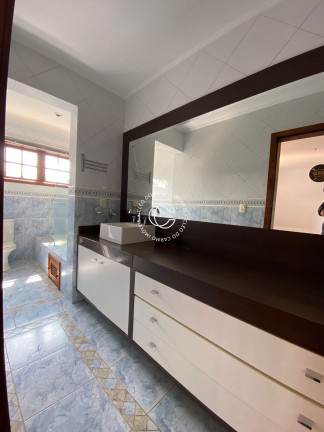 Imagem Casa com 4 Quartos à Venda, 478 m² em Camobi - Santa Maria Imagem Casa com 4 Quartos à Venda, 478 m² em Camobi - Santa Maria