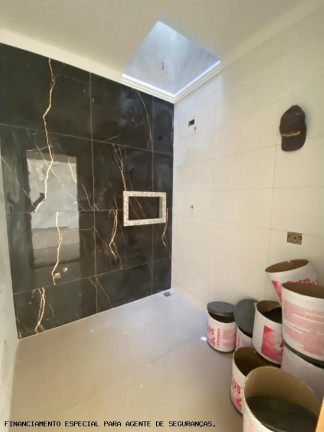 Imagem Casa com 2 Quartos à Venda, 65 m² em Jardim Cometa - Sarandi