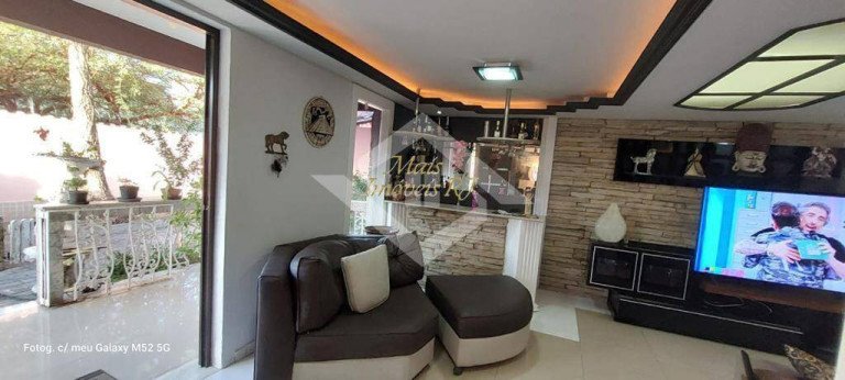Imagem Casa com 5 Quartos à Venda, 520 m² em Itaipu - Niterói Imagem Casa com 5 Quartos à Venda, 520 m² em Itaipu - Niterói