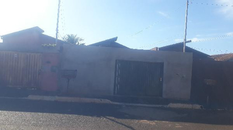 Imagem Casa com 2 Quartos à Venda, 300 m² em Cidade Delta  Gleba - Delta
