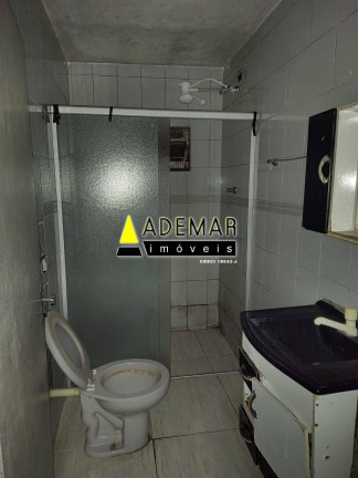 Casa com 2 Quartos para Alugar,  em Serraria - Diadema