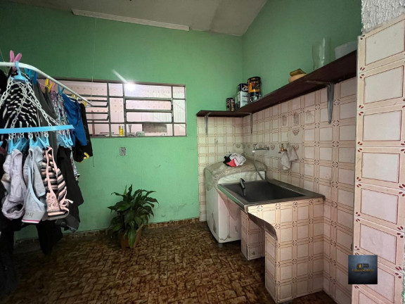 Imagem Casa com 2 Quartos à Venda, 143 m² em Jardim Stella - Santo André