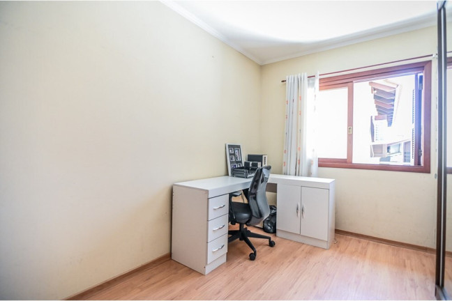 Imagem Casa com 3 Quartos à Venda, 135 m² em Rubem Berta - Porto Alegre Imagem Casa com 3 Quartos à Venda, 135 m² em Rubem Berta - Porto Alegre