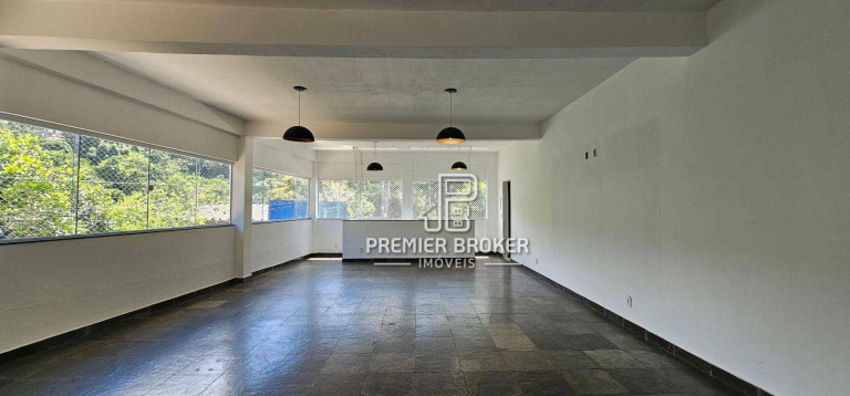 Imagem Casa com 5 Quartos à Venda, 190 m² em Pessegueiros - Teresópolis Imagem Casa com 5 Quartos à Venda, 190 m² em Pessegueiros - Teresópolis