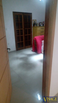Imagem Sobrado com 4 Quartos à Venda, em Jd. Bela Vista - Jacareí Imagem Sobrado com 4 Quartos à Venda, em Jd. Bela Vista - Jacareí