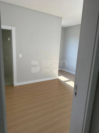 Imagem Casa com 4 Quartos à Venda, 380 m² em Santa Regina - Camboriú Imagem Casa com 4 Quartos à Venda, 380 m² em Santa Regina - Camboriú