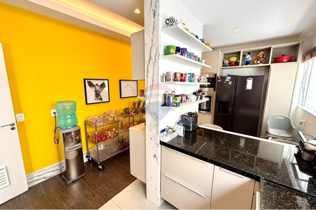 Imagem Casa de Condomínio com 5 Quartos à Venda, 332 m² em Barra Da Tijuca - Rio De Janeiro Imagem Casa de Condomínio com 5 Quartos à Venda, 332 m² em Barra Da Tijuca - Rio De Janeiro