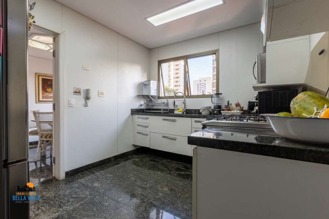 Imagem Apartamento com 3 Quartos à Venda,  em Moema - São Paulo