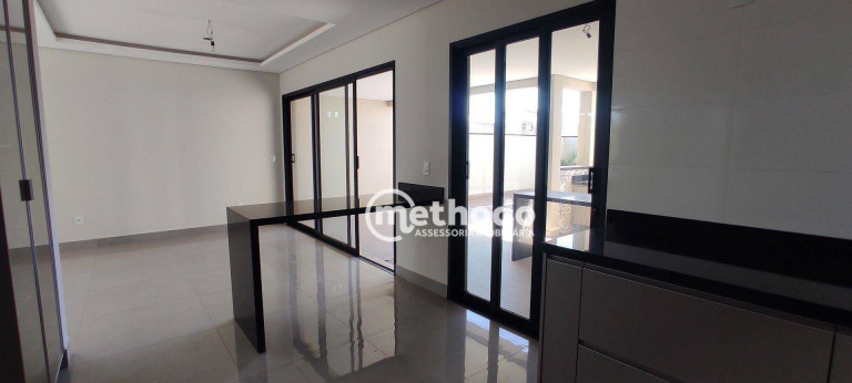Imagem Casa com 4 Quartos à Venda, 280 m² em Swiss Park - Campinas Imagem Casa com 4 Quartos à Venda, 280 m² em Swiss Park - Campinas