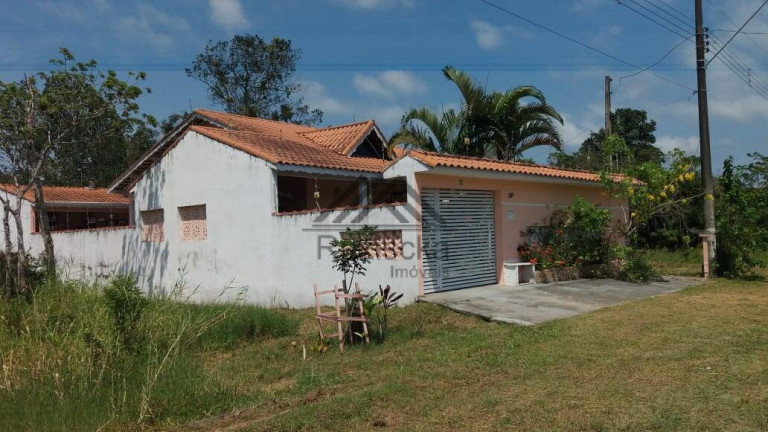 Imagem Casa com 2 Quartos à Venda, 250 m² em Estancia São José - Peruíbe Imagem Casa com 2 Quartos à Venda, 250 m² em Estancia São José - Peruíbe