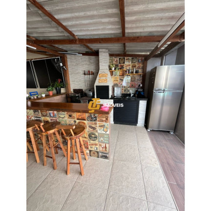 Imagem Casa com 2 Quartos à Venda, 60 m² em Santa Regina - Itajaí