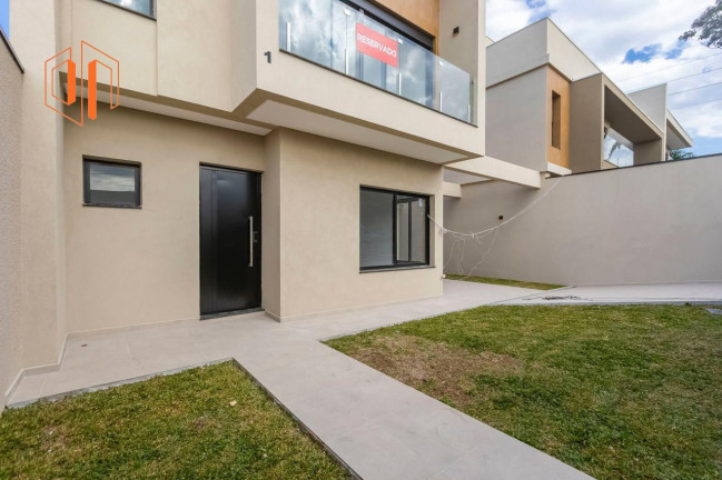 Imagem Sobrado com 3 Quartos à Venda, 145 m² em Uberaba - Curitiba