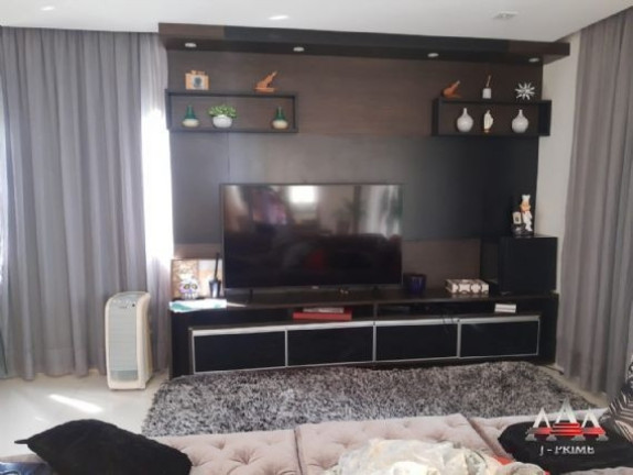 Imagem Casa com 4 Quartos à Venda, 440 m² em Jardim Itália - Cuiabá