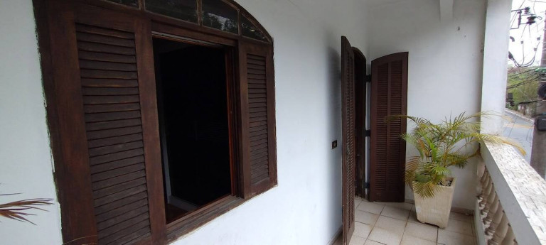 Imagem Casa com 4 Quartos à Venda, 135 m² em Jardim Dona Sinhá - São Paulo Imagem Casa com 4 Quartos à Venda, 135 m² em Jardim Dona Sinhá - São Paulo