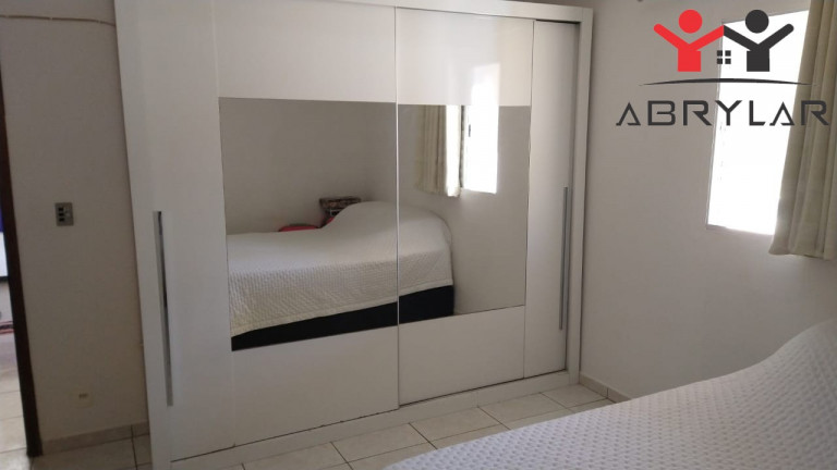 Imagem Imóvel com 3 Quartos à Venda,  em Jardim Tereza Cristina - Jundiaí