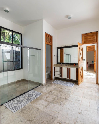 Imagem Casa com 8 Quartos à Venda, 1.000 m² em Praia Do Morro - Guarapari Imagem Casa com 8 Quartos à Venda, 1.000 m² em Praia Do Morro - Guarapari